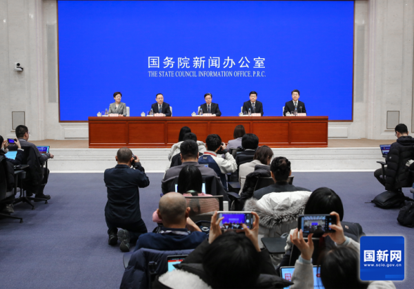 杠杆炒股平台 搭乘西部陆海通道班列，东南亚水果几天之内就能摆上内地市场